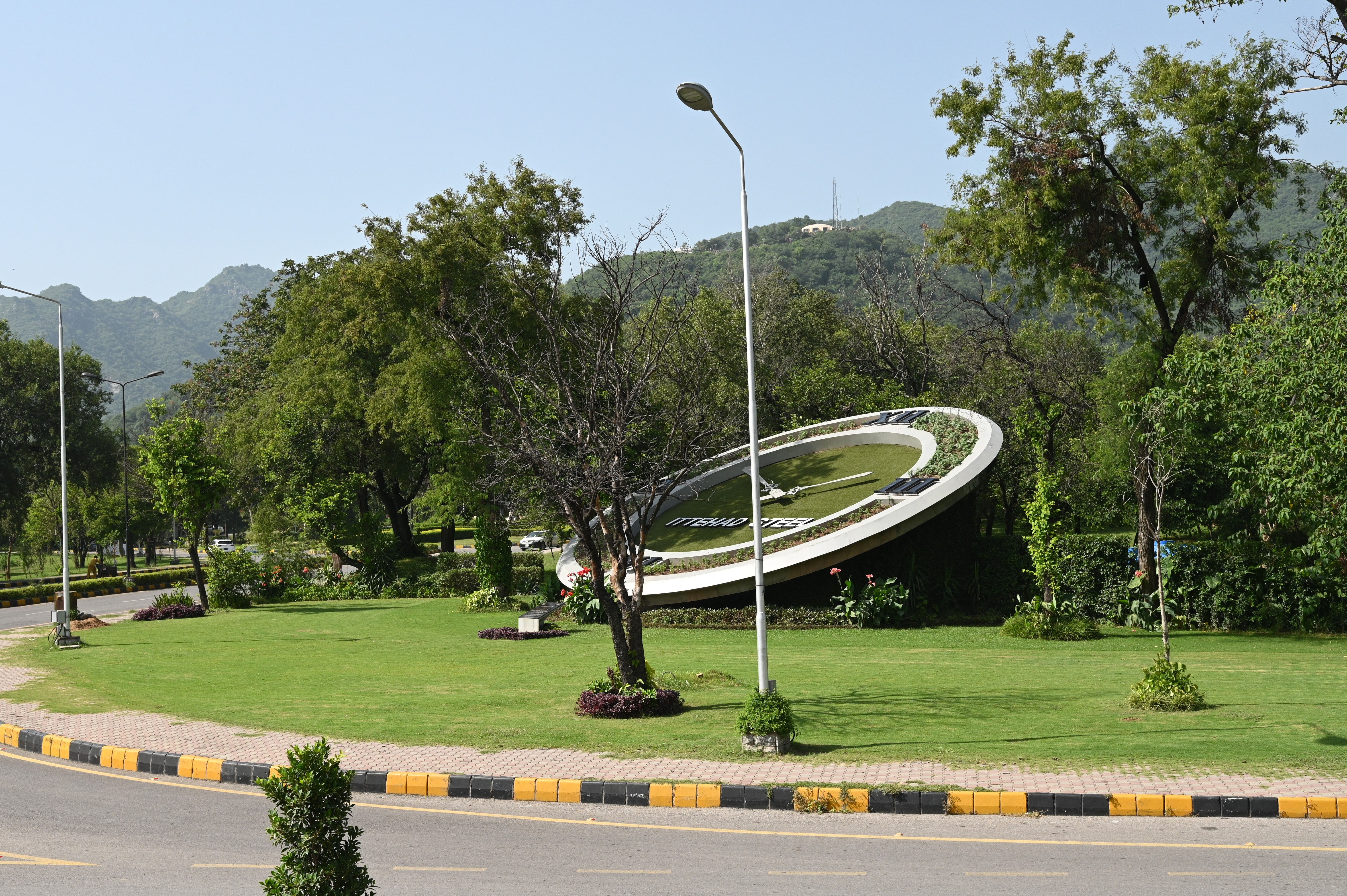 A floral clock islamabad made by ittehad Steel industries