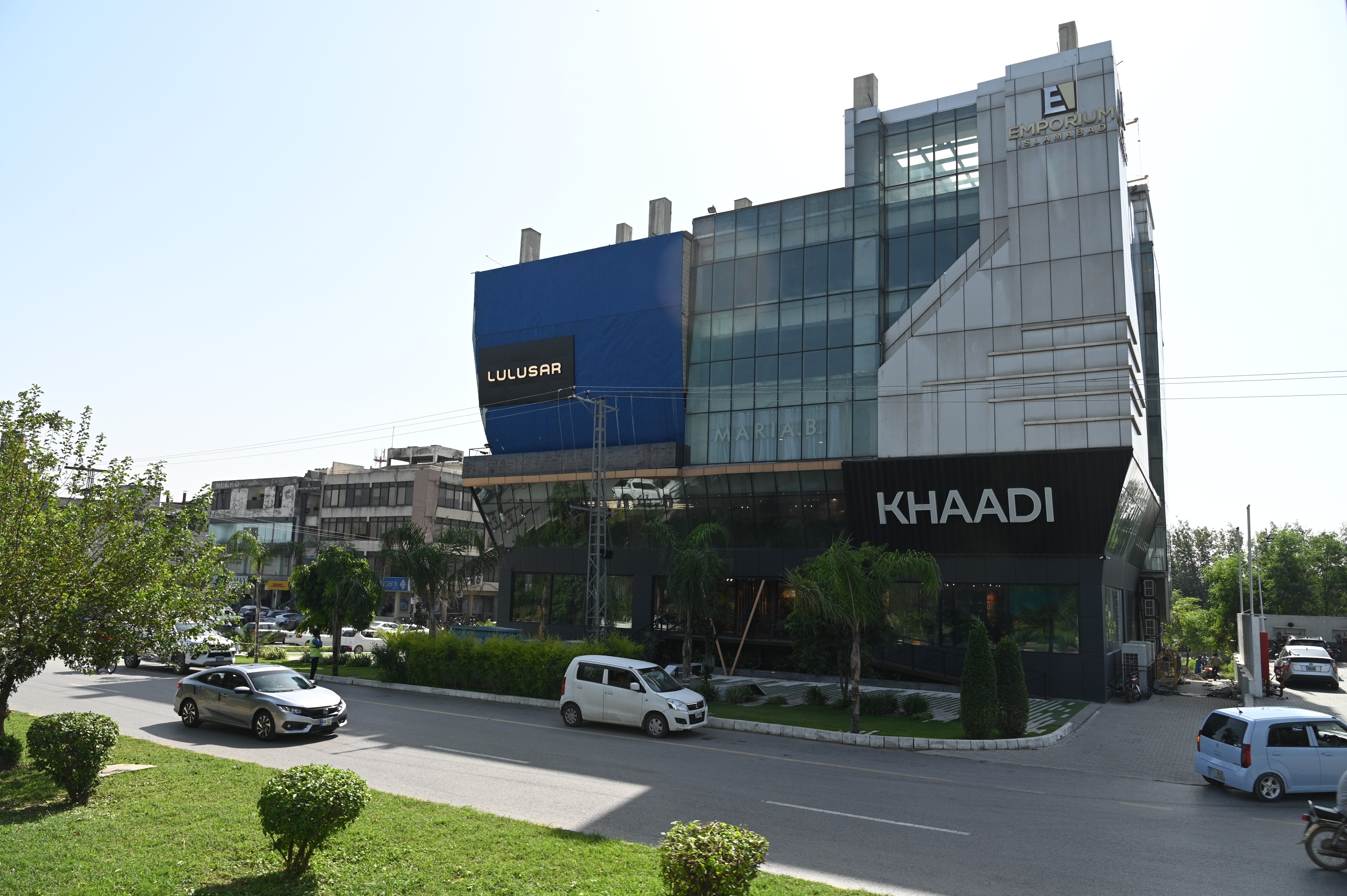 Shopping malls in F-10 Markaz