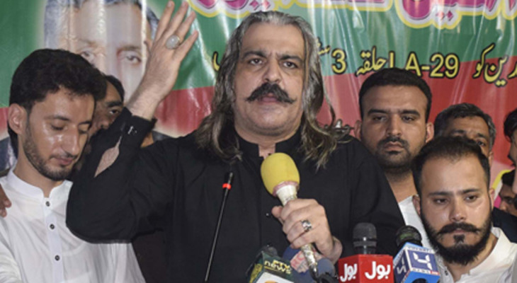 Court quashes terrorism charges against Ali Amin Gandapur-INP