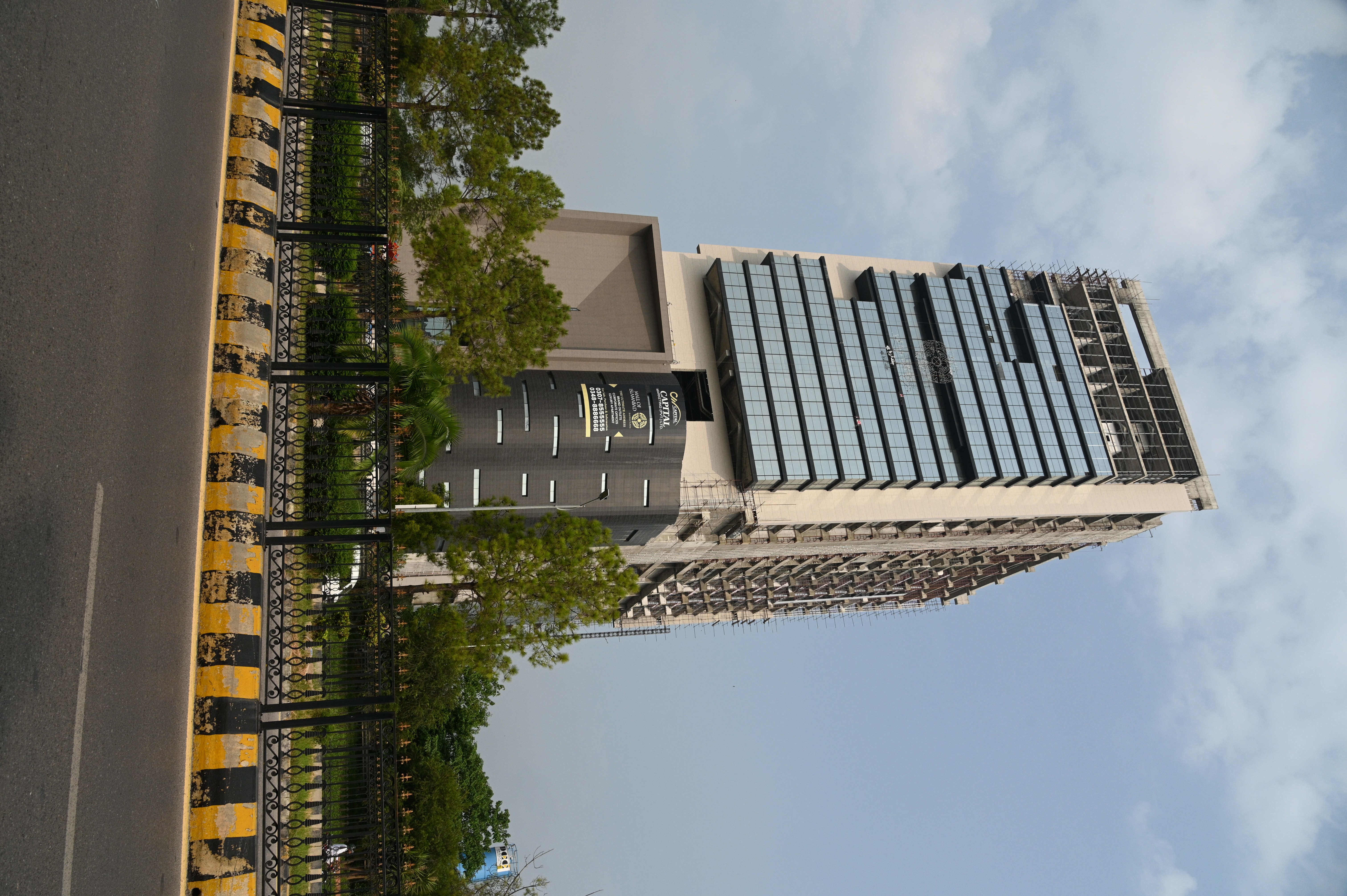 Building under construction named as The Mall of Islamabad by Capital Marketing (PVT.) Ltd.