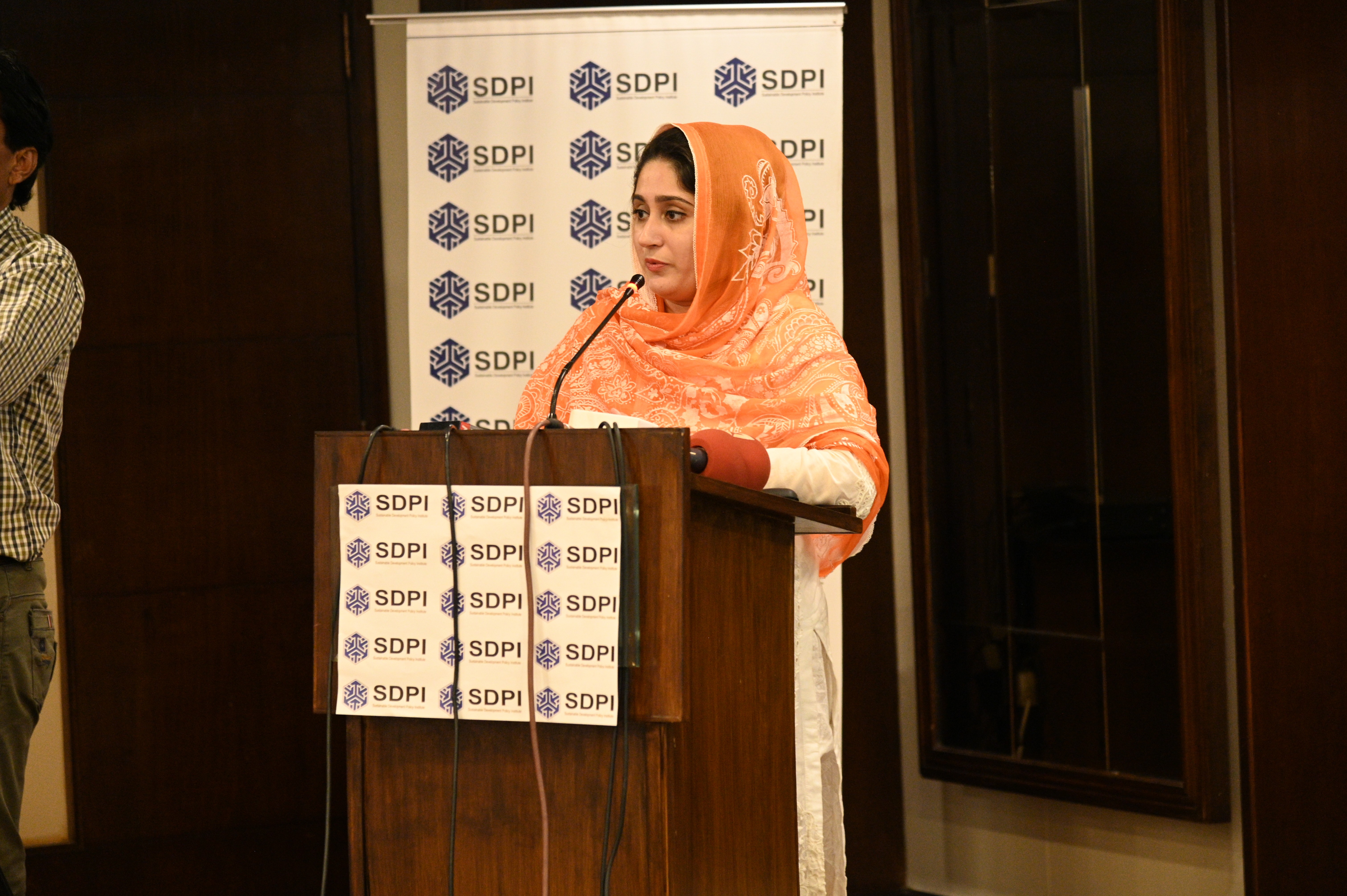 Zainab Naeem: Moderator of the session of  COP28 & Beyond: Strengthening Climate Action through Public Private