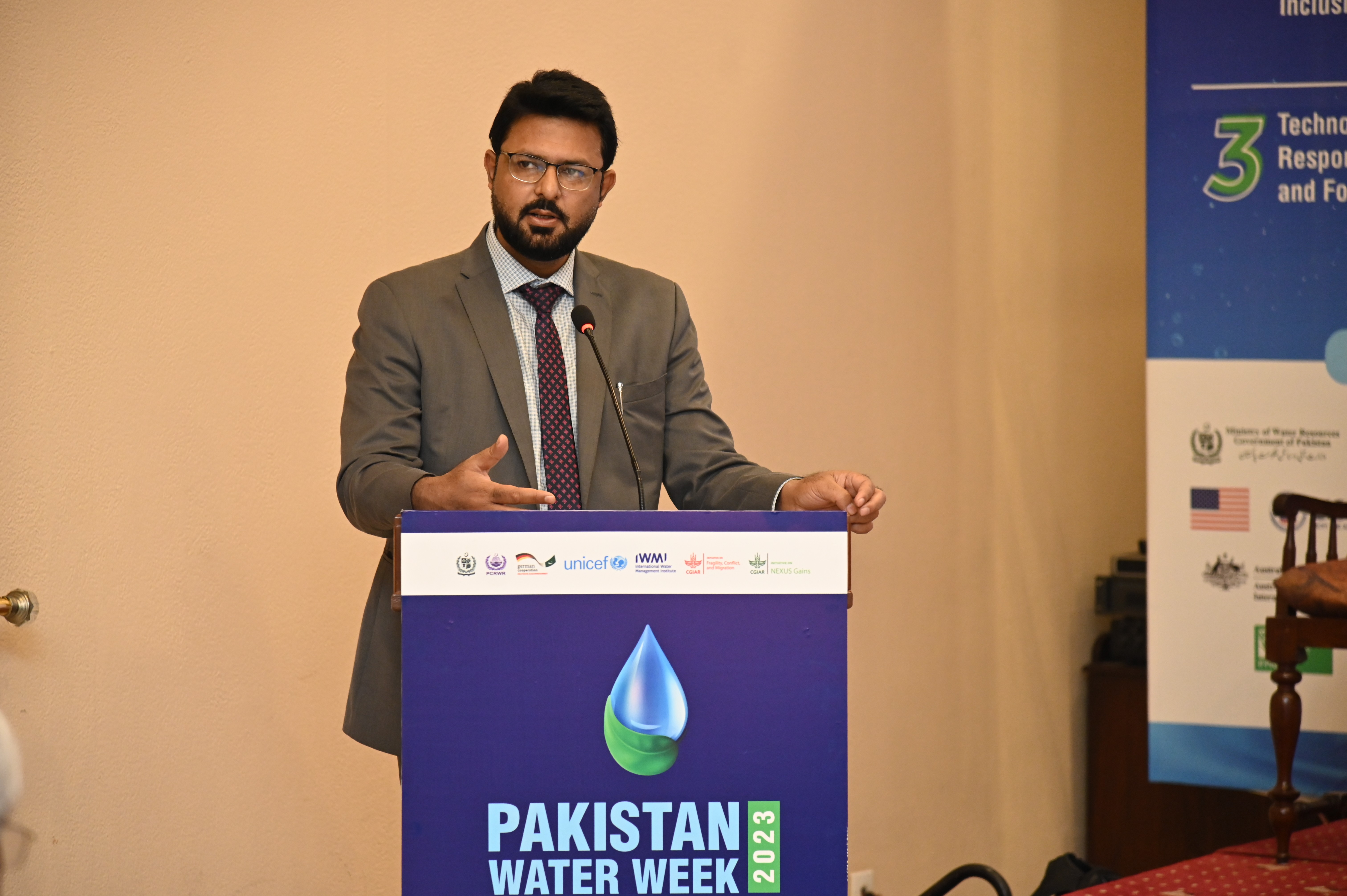 A penal discussion on the international conference on PAKISTAN WATER WEEK 2023:TRANSFORMATIVE PATHWAYS FOR WATER AND FOOD SYSTEM