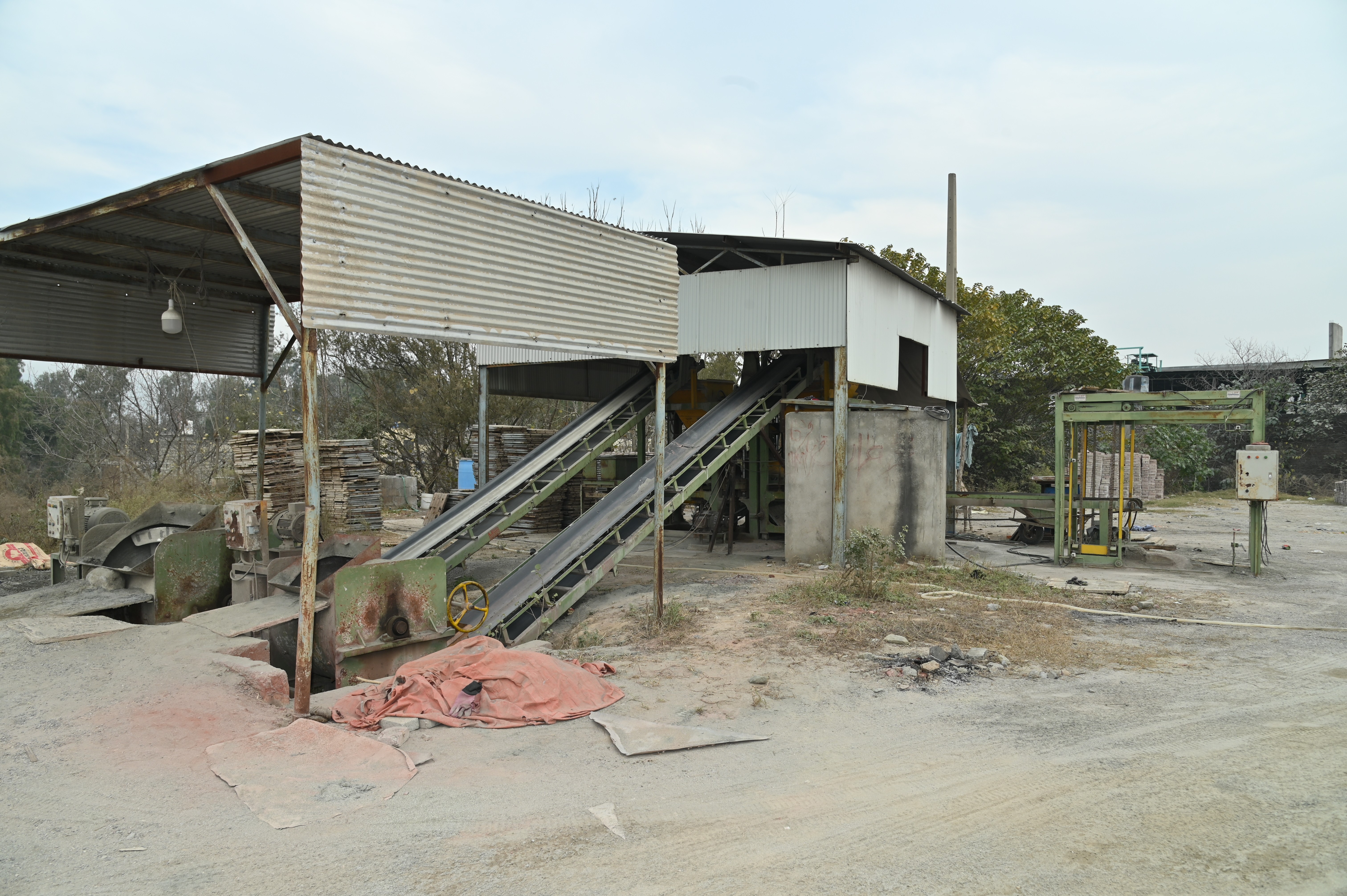 The sand screening plant located in the Federal Capital