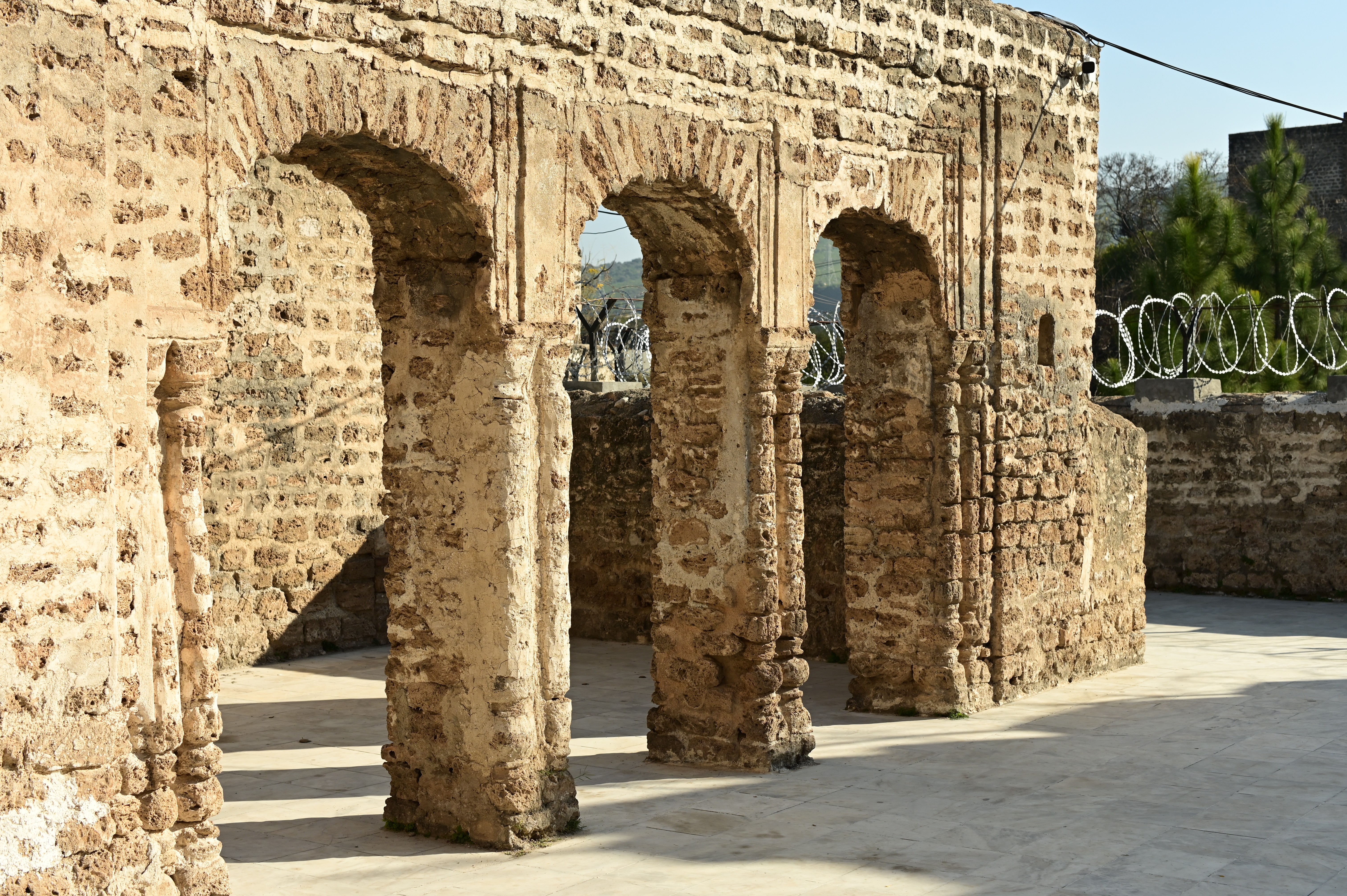 Plastered burnt clay brick arches - Katas Raj Temples