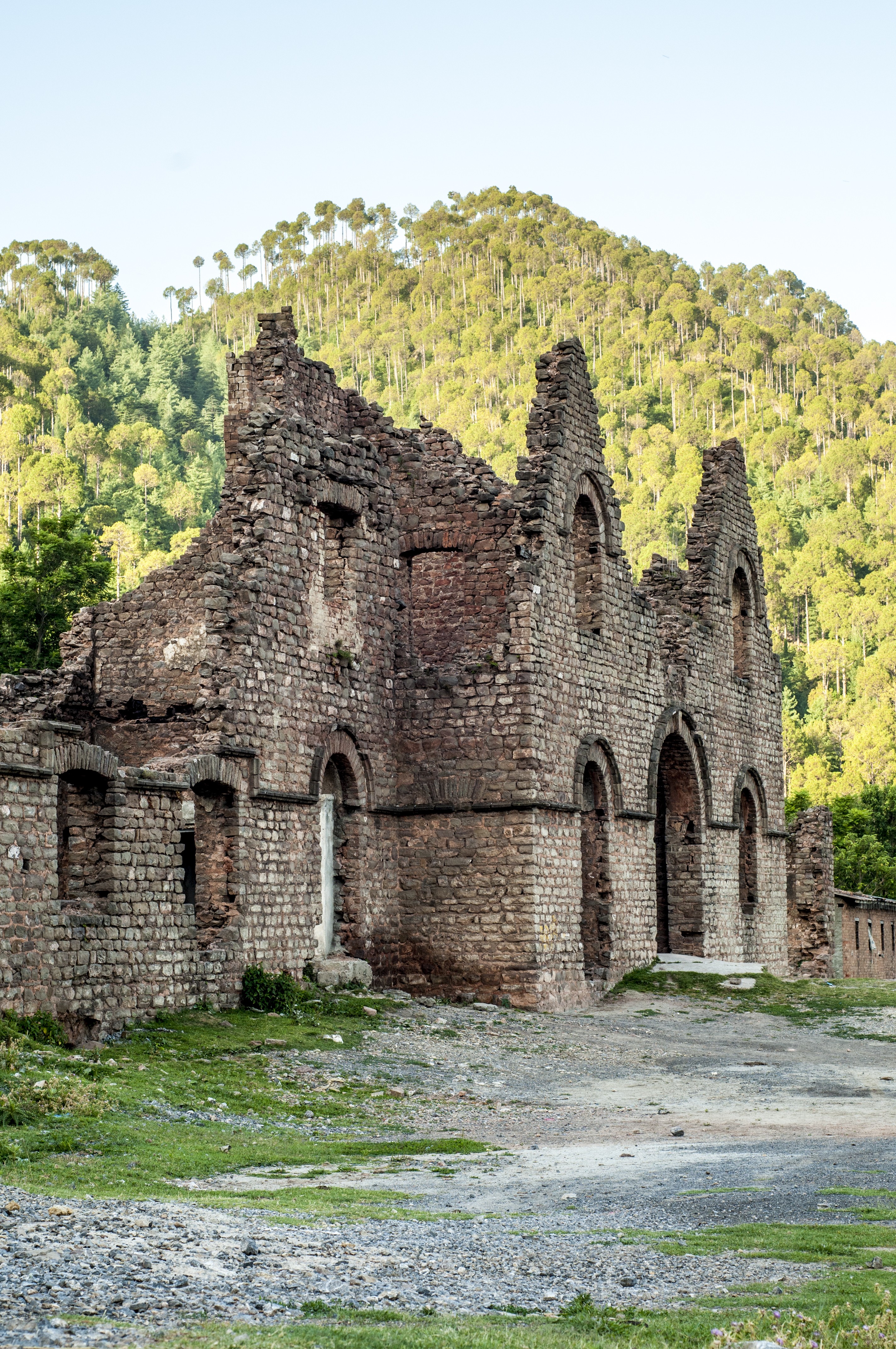 The crumbling beauty and fading colors of a structure in Ayubia