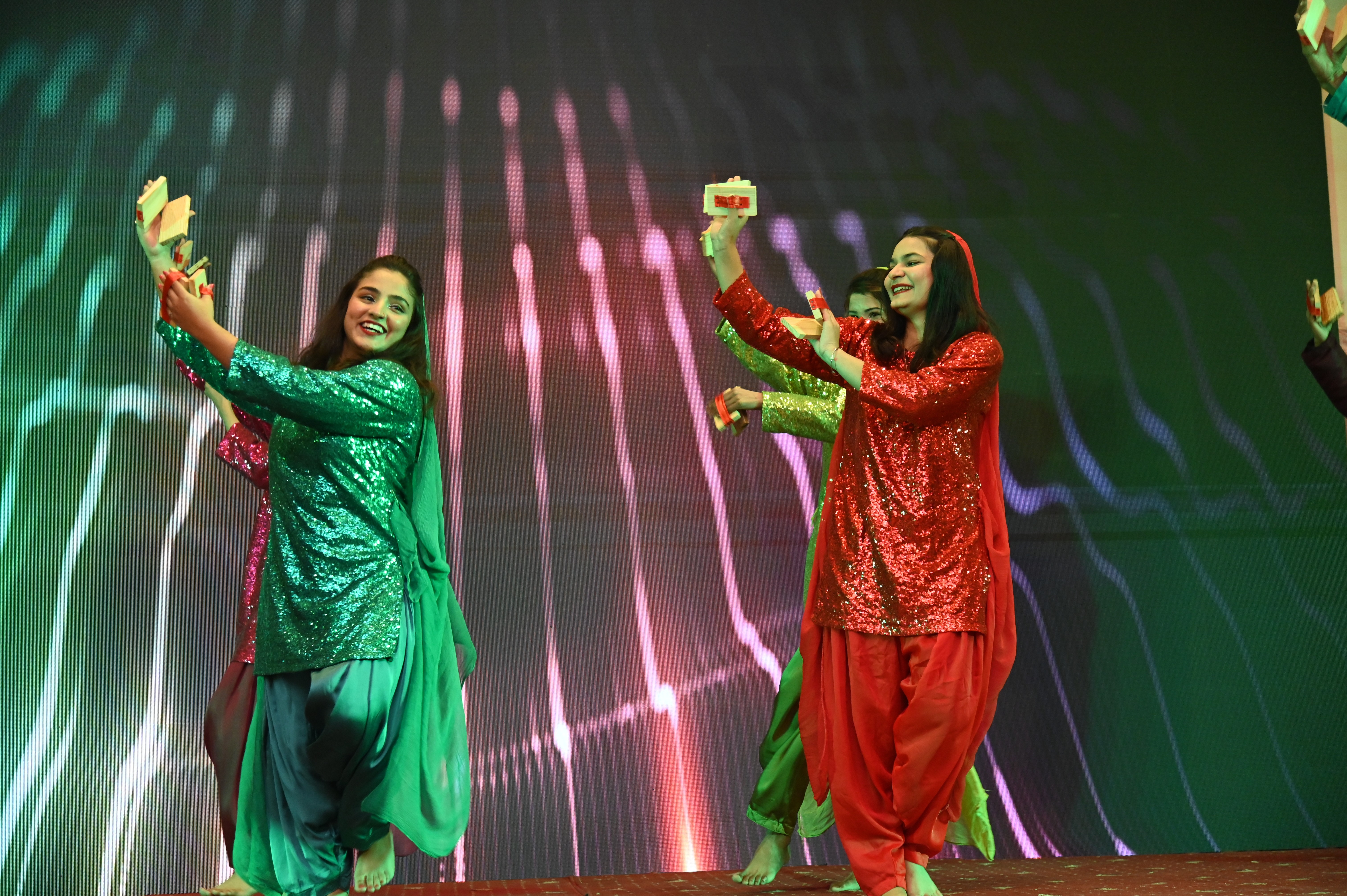 The cultural dance performance of Students