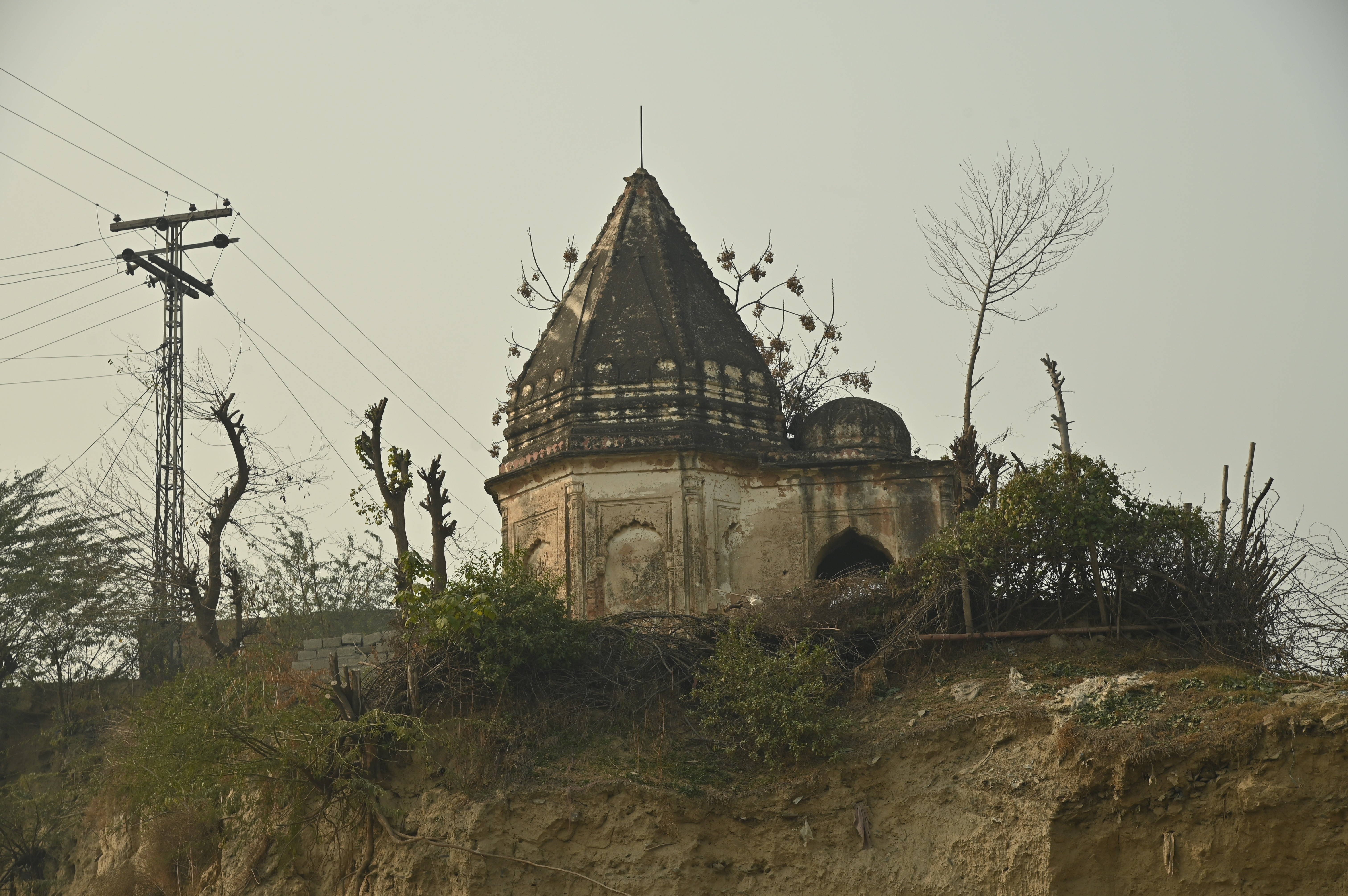 An old temple near the Attock Tomb