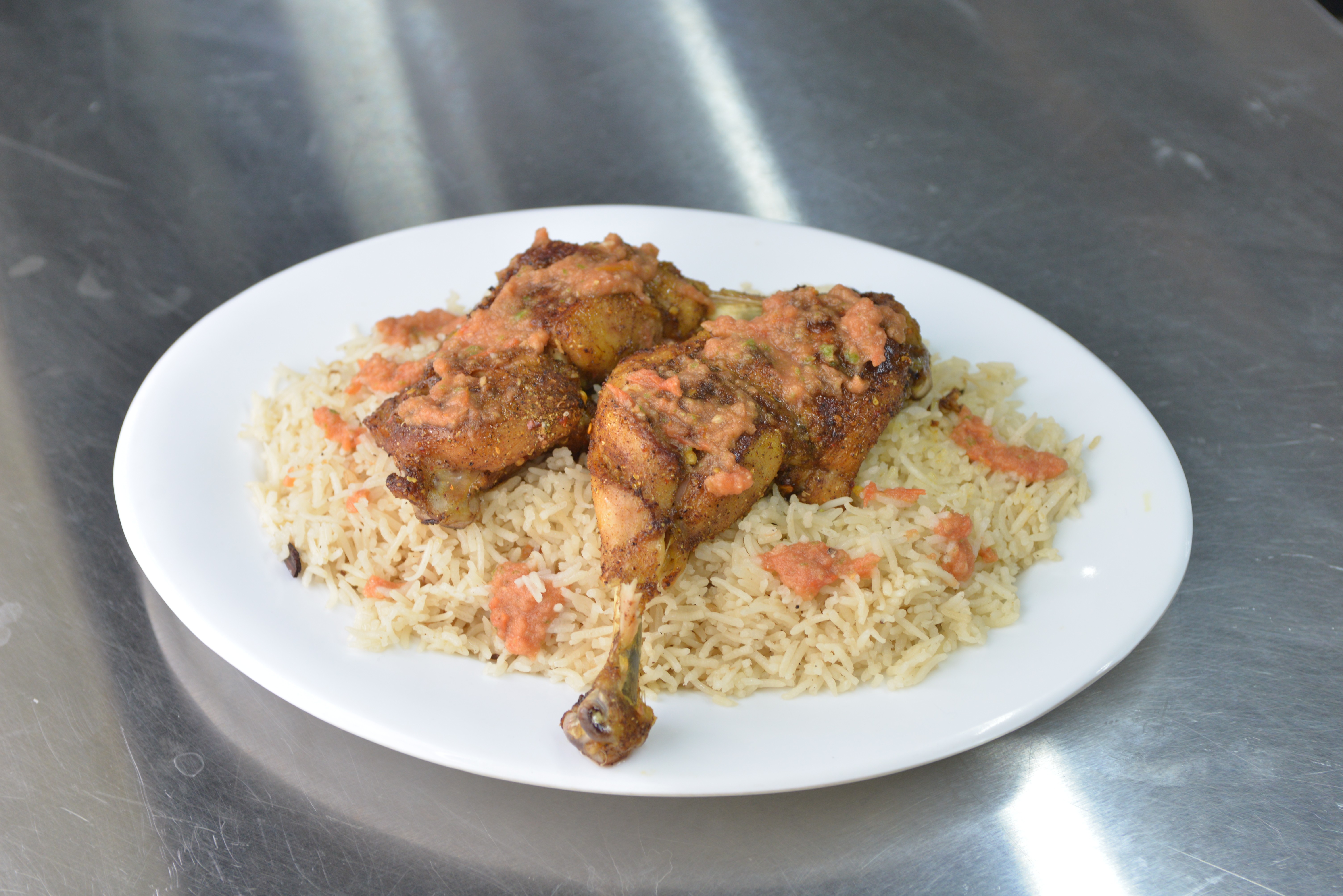 Fried rice served with chicken