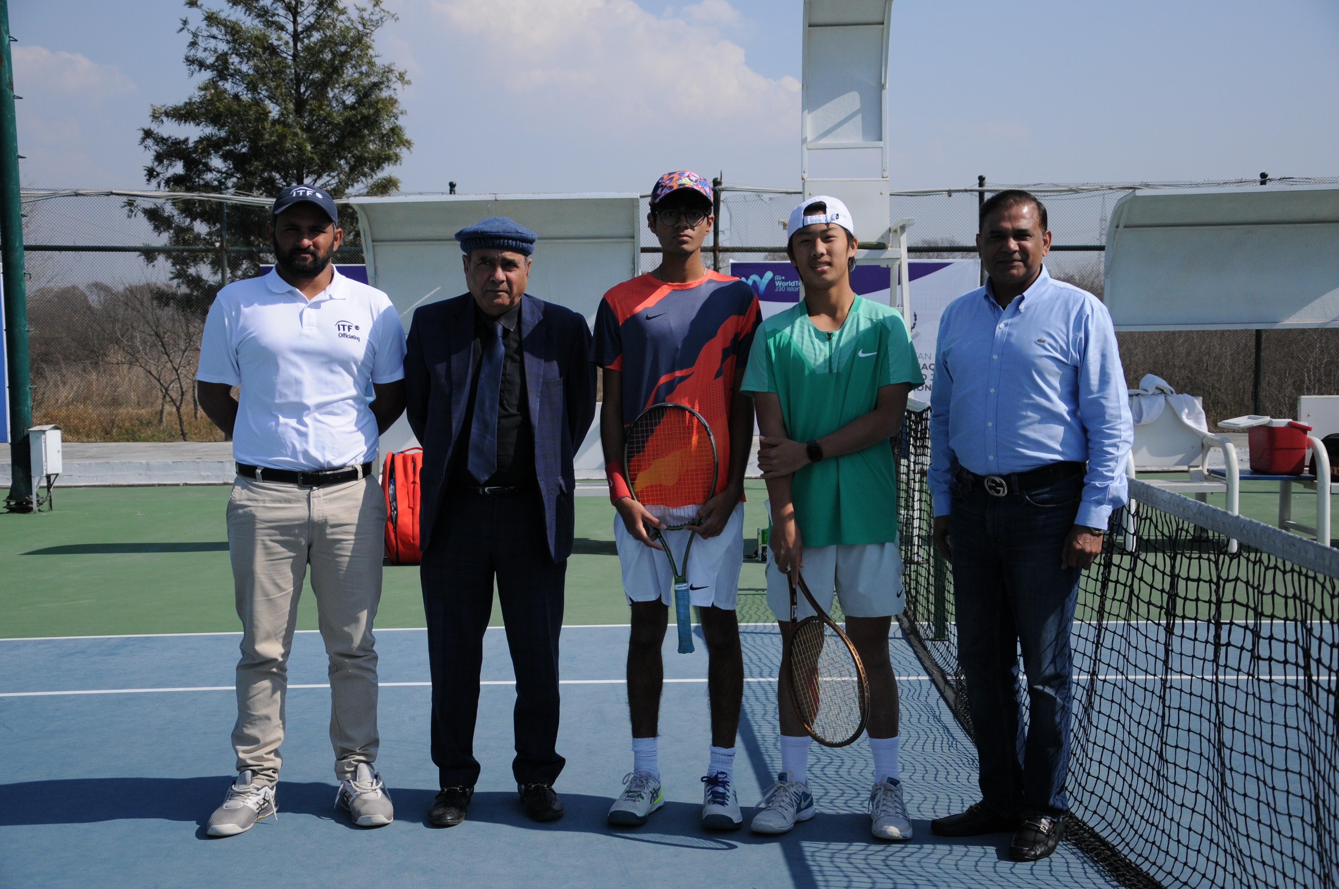 A group photo of tennis players