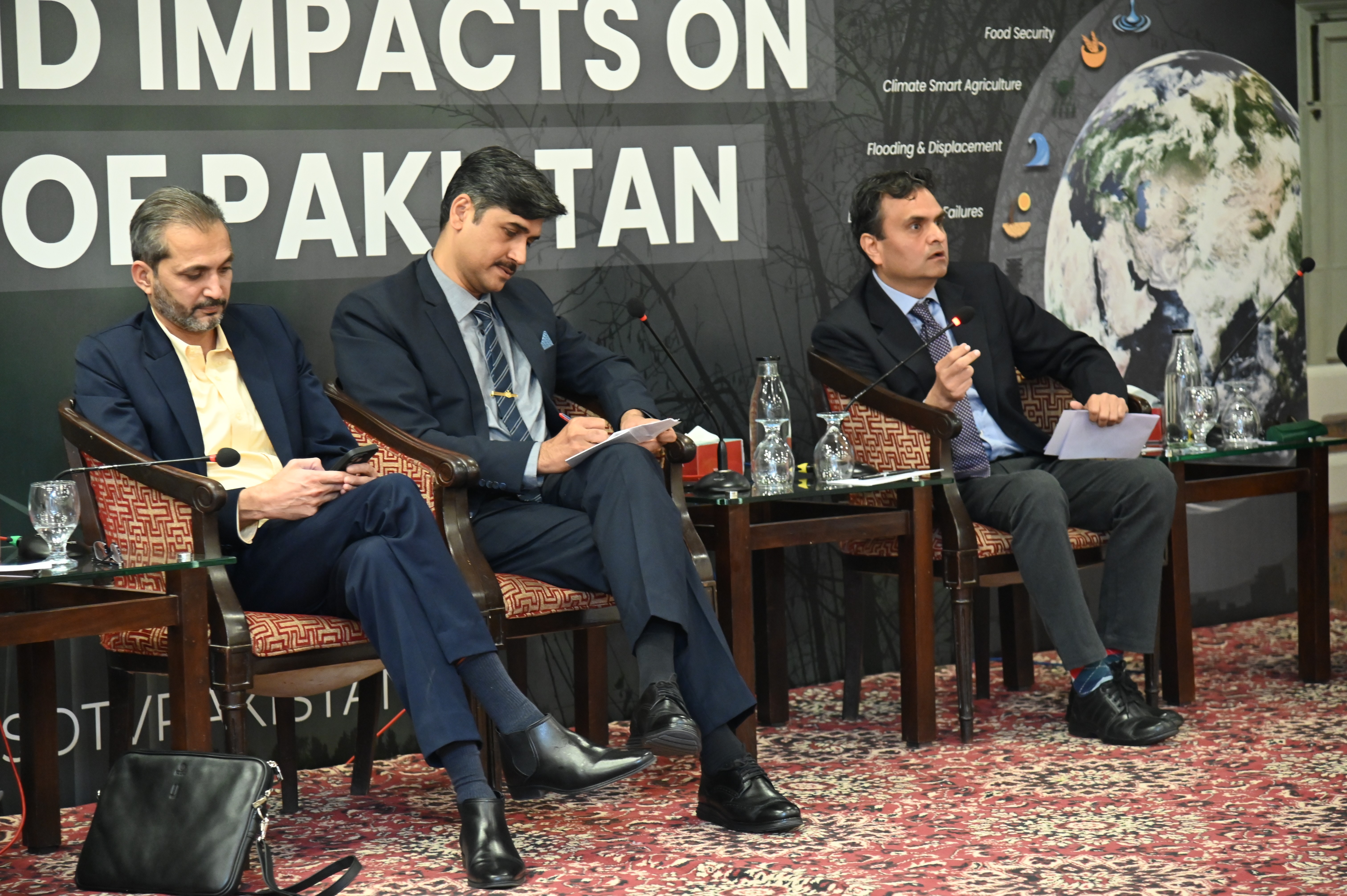 A panel discussion during the Seminar on Climate Change