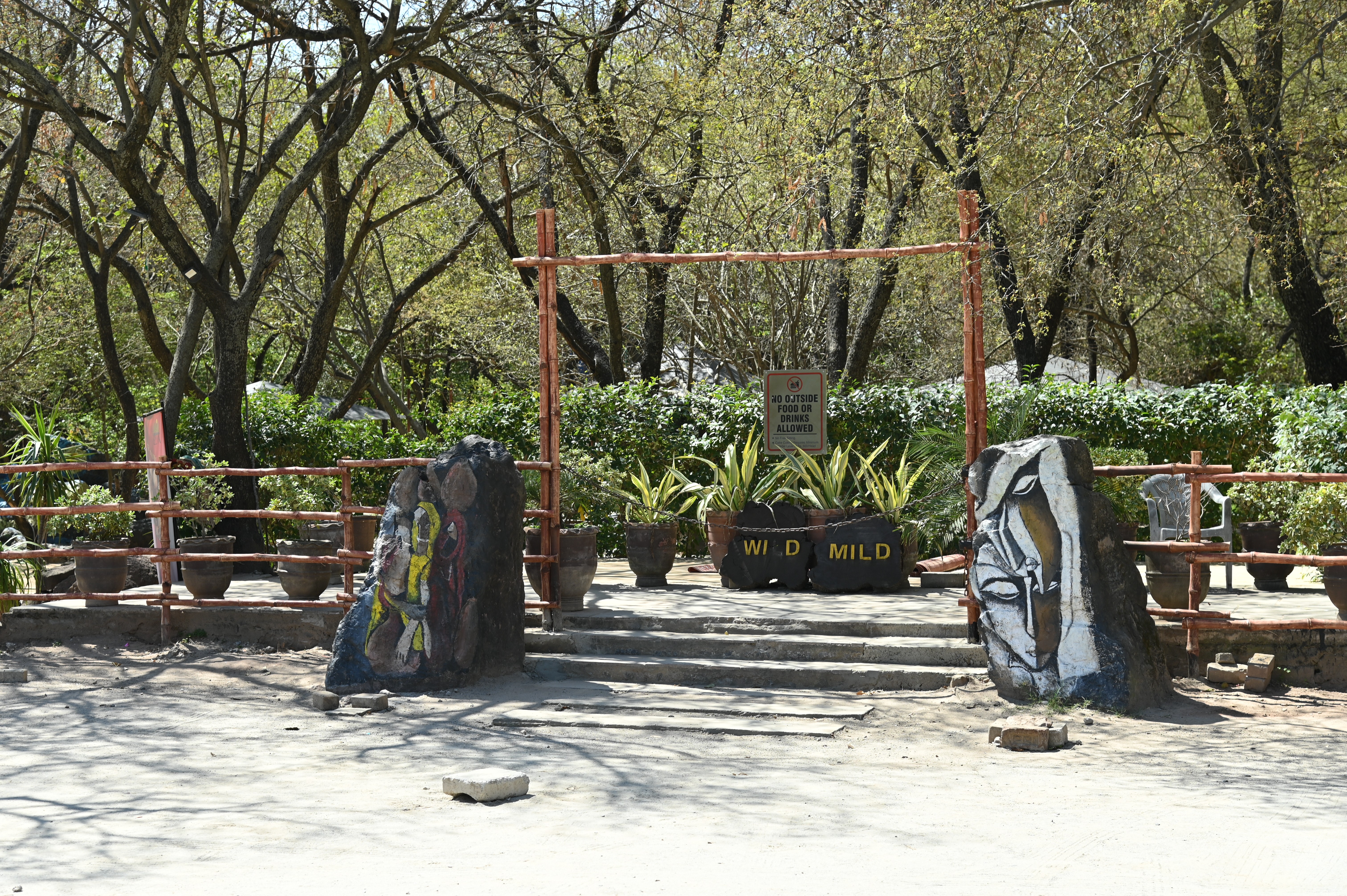 The sitting area in Daman-e-Koh