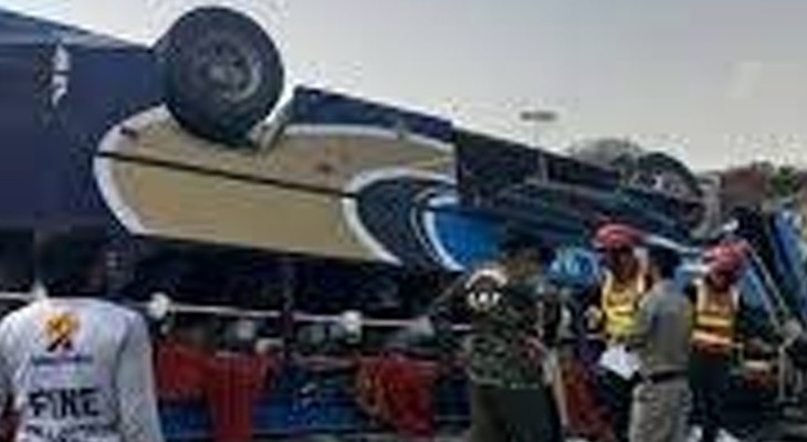 3 killed,11 injured in road accident near Bhera toll plaza-INP