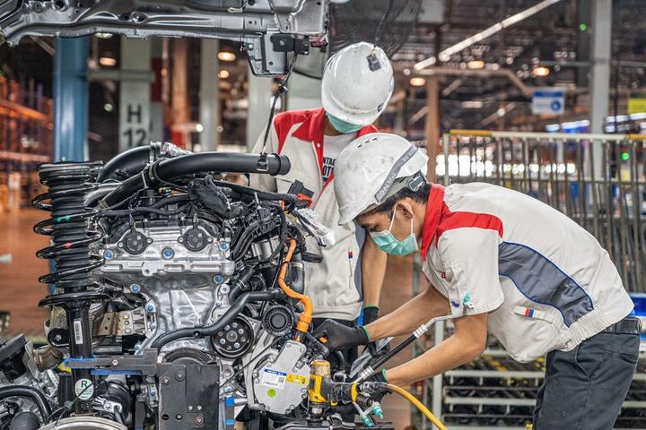 Thailand-APEC-Hybrid vehicles 2.jpg