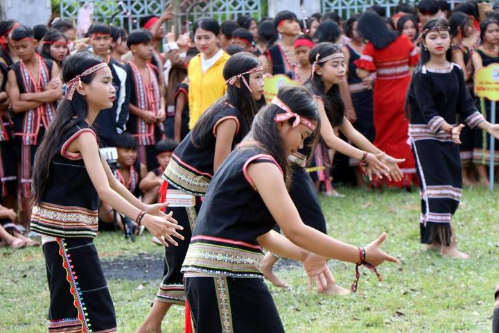 Vietnam-Gongs 3.jpg