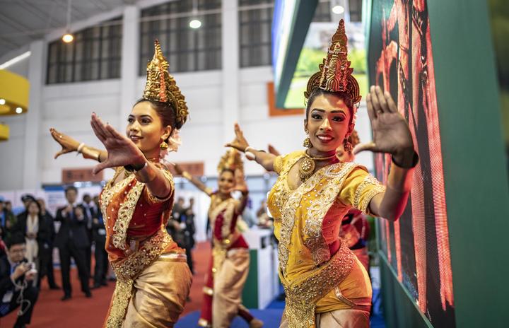 Sri Lanka-China-Tourism 1.jpg