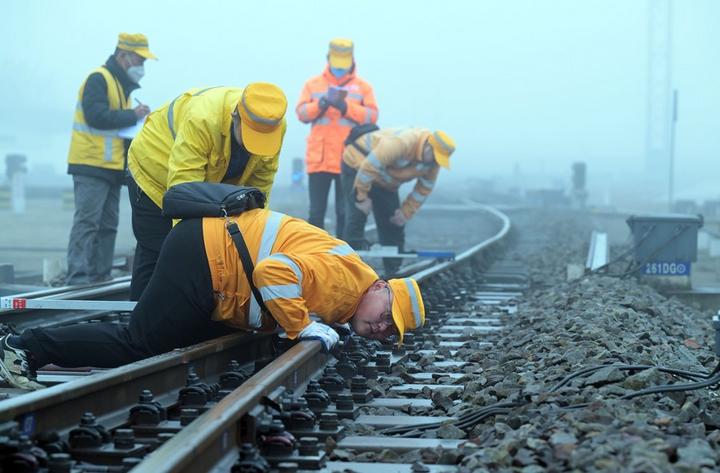 travel rush 15015.jpg